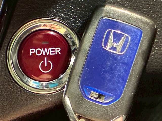 HONDA VEZEL HYBRID 2015 Image 31