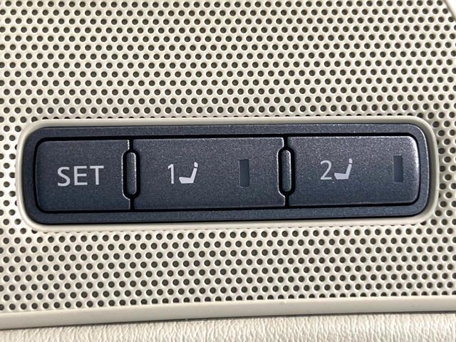 NISSAN FUGA 2014 Image 31