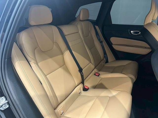 VOLVO XC60 2021 Image 31