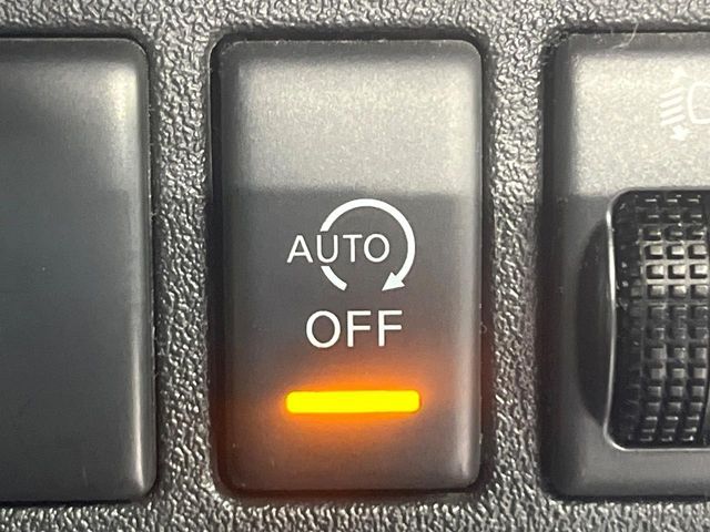 NISSAN MARCH 2012 Image 31