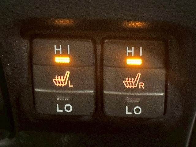 TOYOTA VOXY 2020 Image 31