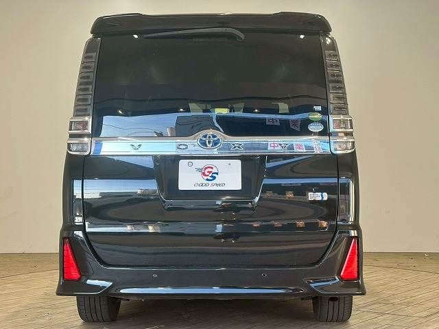 TOYOTA VOXY 2020 Image 31