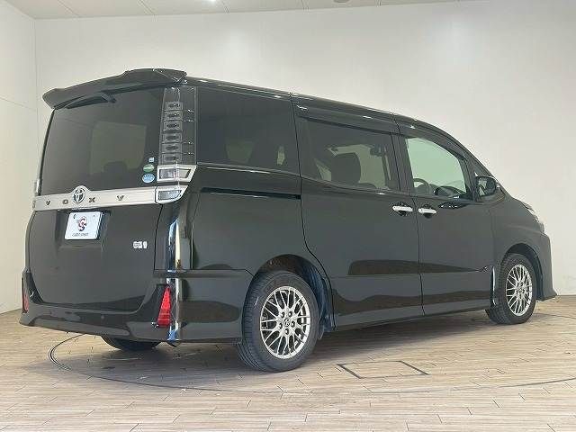 TOYOTA VOXY 2020 Image 31