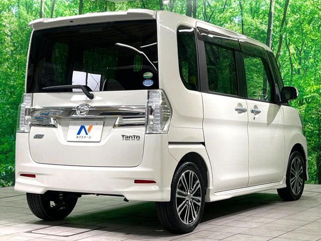 DAIHATSU TANTO CUSTOM 2015 Image 31
