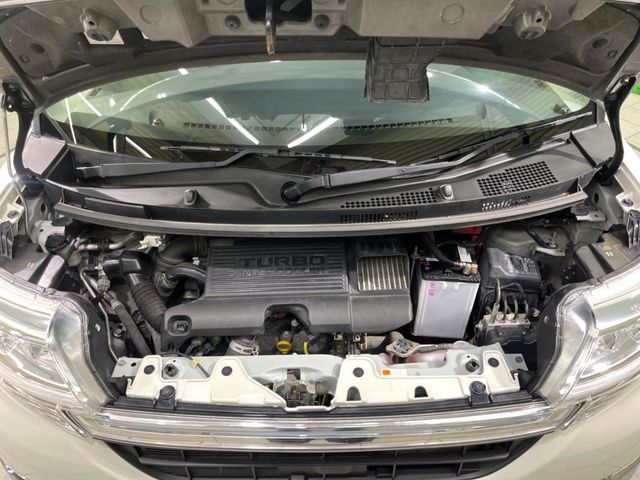 DAIHATSU TANTO CUSTOM 2015 Image 31