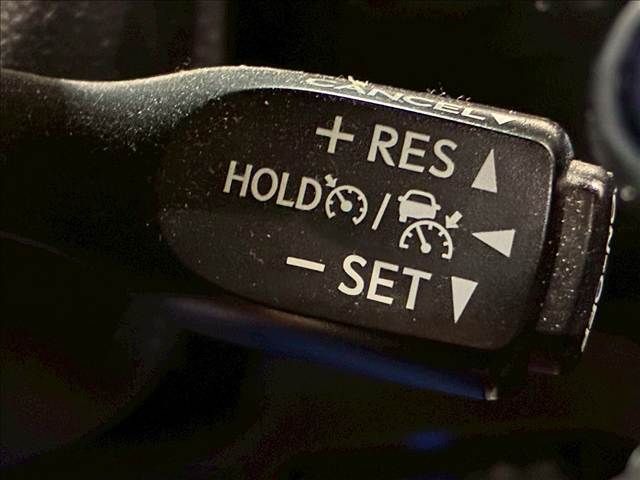 TOYOTA PRIUS PHV 2017 Image 31