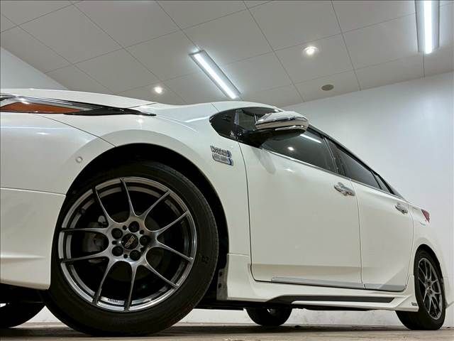 TOYOTA PRIUS PHV 2017 Image 31