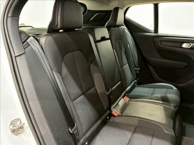 VOLVO XC40 2019 Image 31