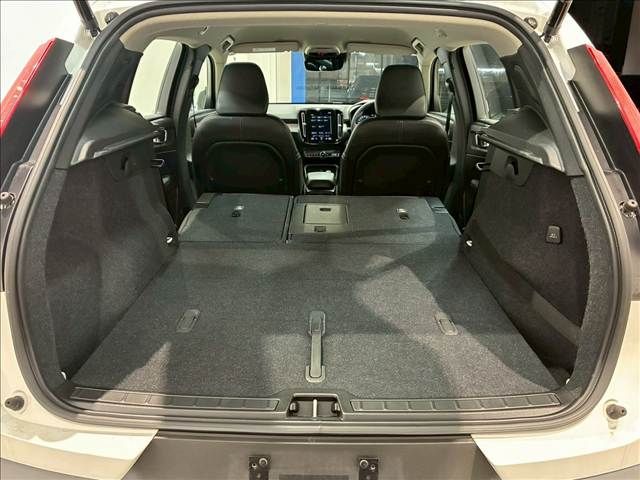 VOLVO XC40 2019 Image 31