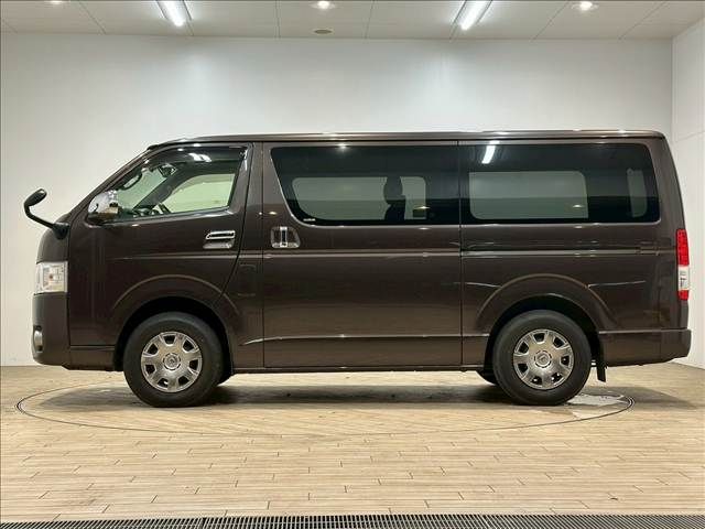 TOYOTA HIACE VAN 2WD 2019 Image 31