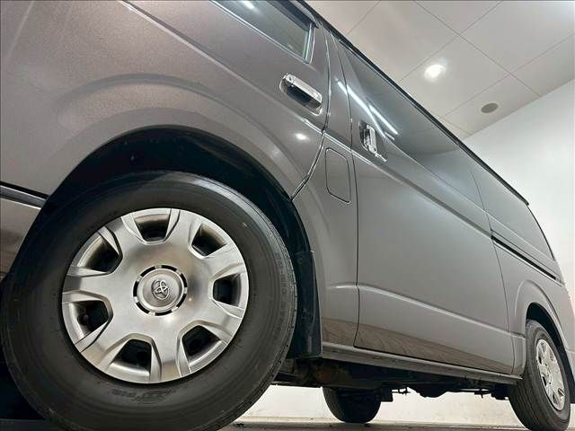 TOYOTA HIACE VAN 2WD 2019 Image 31