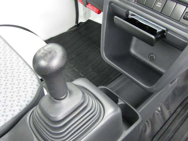 MITSUBISHI MINICAB TRUCK 4WD 2020 Image 31