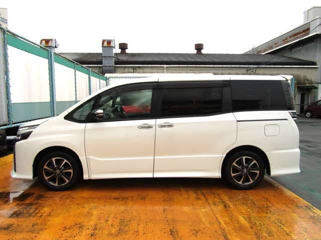 TOYOTA VOXY 2020 Image 31