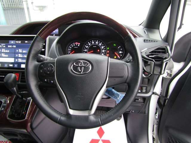 TOYOTA VOXY 2020 Image 31