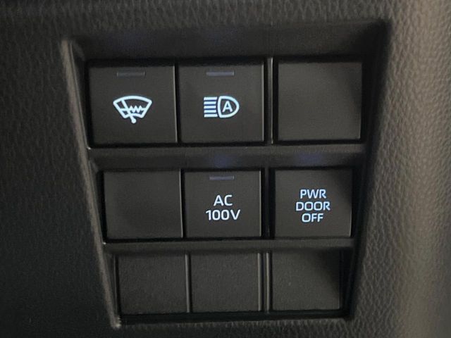 TOYOTA NOAH HYBRID 2022 Image 31