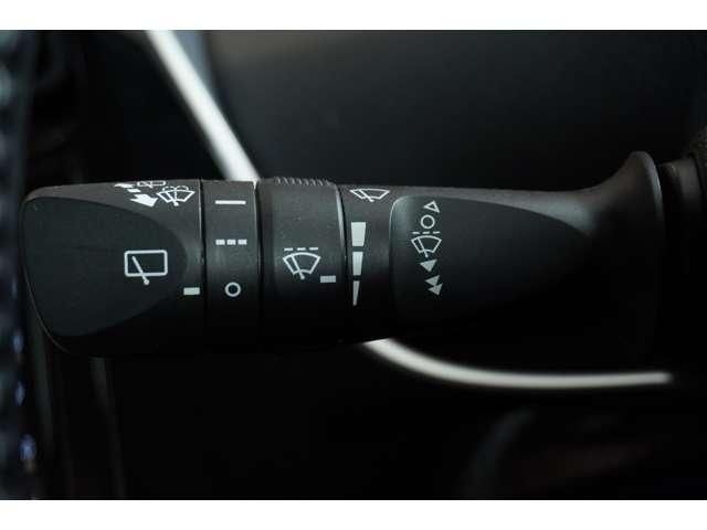 TOYOTA PRIUS 2020 Image 31