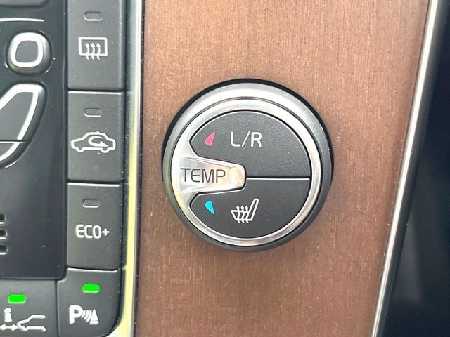 VOLVO V40 CROSS COUN 2017 Image 31