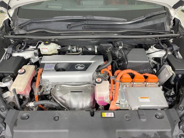 TOYOTA LEXUS NX300H AWD 2019 Image 31