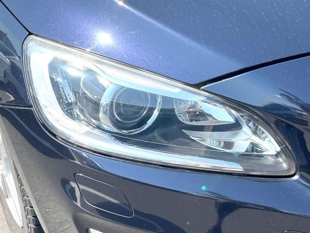 VOLVO V60 2018 Image 31