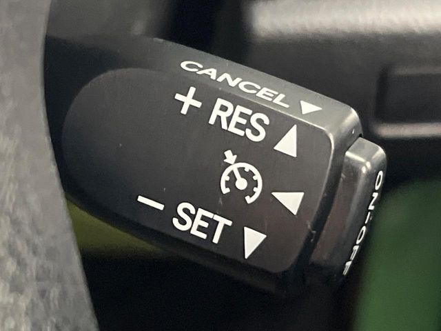 TOYOTA CROWN SEDAN HYBRID 2013 Image 31