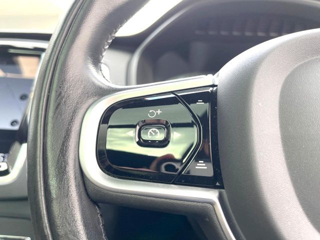 VOLVO XC90 2021 Image 31