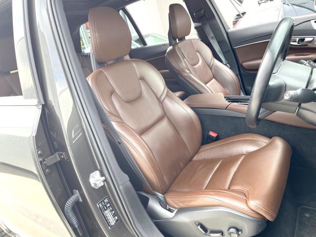 VOLVO XC90 2021 Image 31