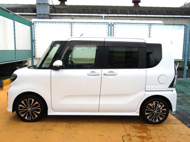 DAIHATSU TANTO CUSTOM 2020 Image 31
