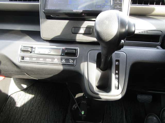 SUZUKI WAGON R 2021 Image 31