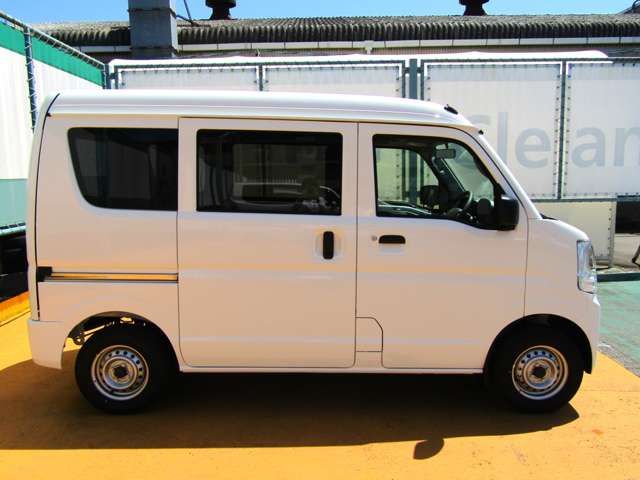 MITSUBISHI MINICAB VAN 2025 Image 31