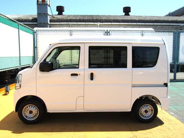 MITSUBISHI MINICAB VAN 2025 Image 31