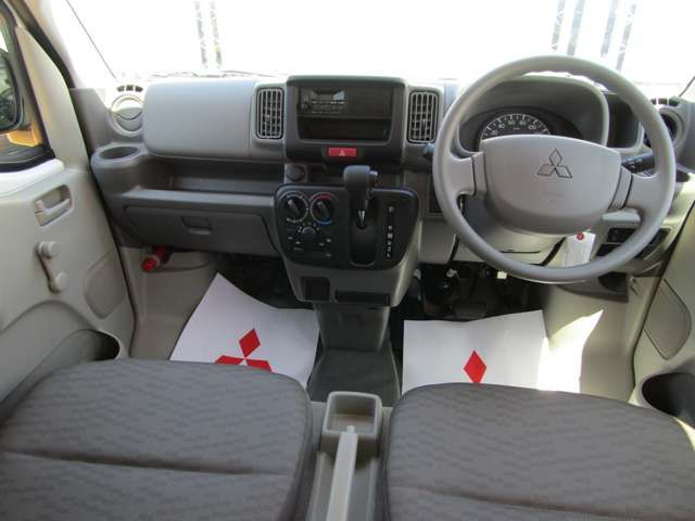 MITSUBISHI MINICAB VAN 2025 Image 31