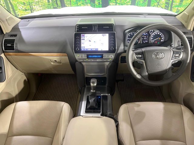 TOYOTA LANDCRUISER PRADO 2023 Image 31