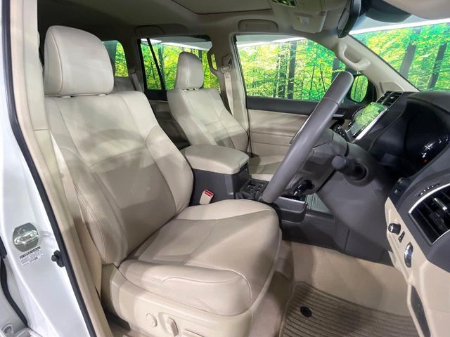 TOYOTA LANDCRUISER PRADO 2023 Image 31