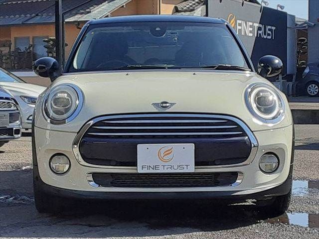 BMW MINI COOPER D 5DOOR 2019 Image 31