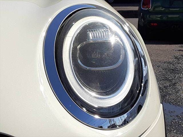 BMW MINI COOPER D 5DOOR 2019 Image 31