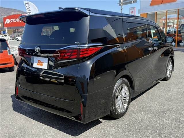 TOYOTA ALPHARD 2025 Image 31