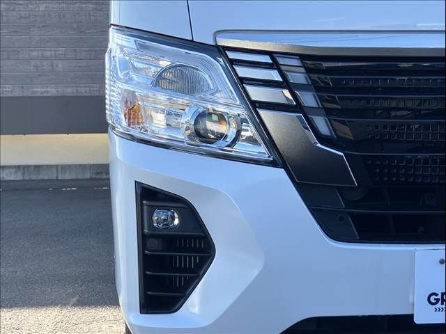 NISSAN CARAVAN VAN 4WD 2023 Image 31