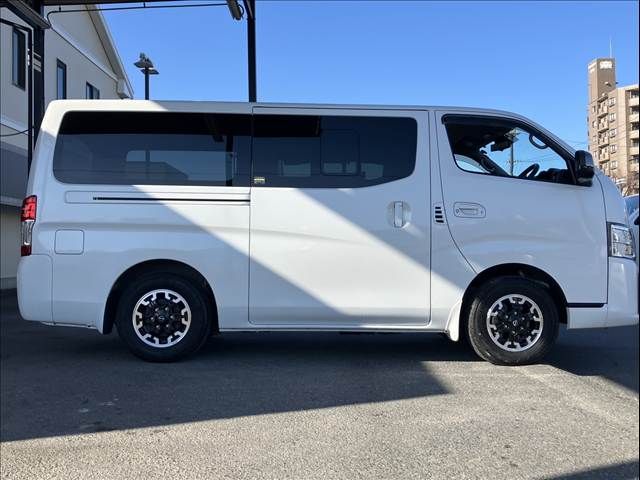 NISSAN CARAVAN VAN 4WD 2023 Image 31