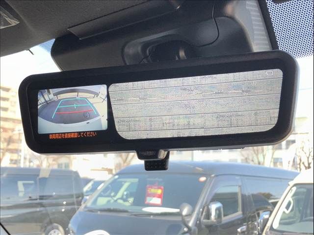 TOYOTA HIACE VAN 2WD 2023 Image 31