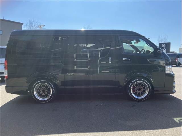 TOYOTA HIACE VAN 2WD 2019 Image 31