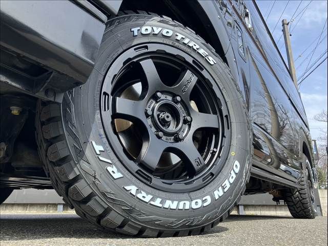 TOYOTA HIACE VAN 4WD 2020 Image 31