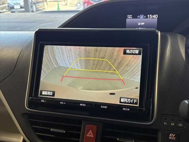 TOYOTA NOAH HYBRID 2018 Image 31