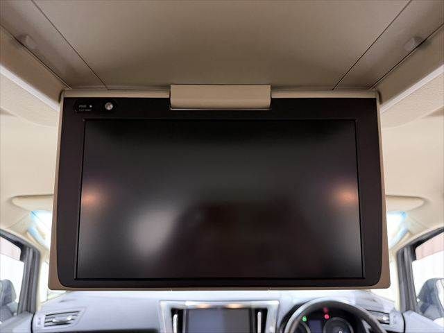 TOYOTA ALPHARD HYBRID 4WD 2019 Image 31