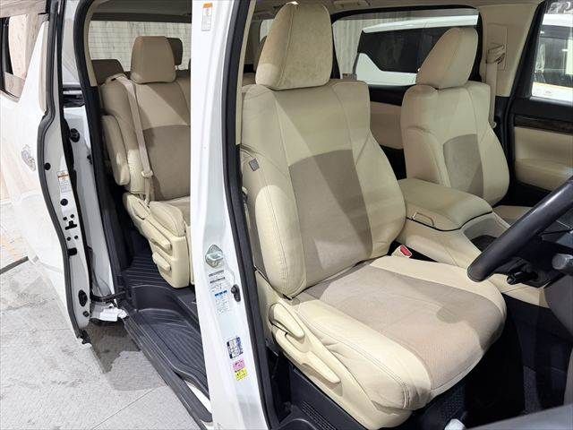 TOYOTA ALPHARD HYBRID 4WD 2019 Image 31