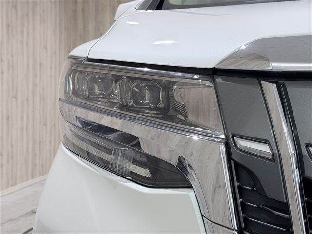 TOYOTA ALPHARD HYBRID 4WD 2019 Image 31