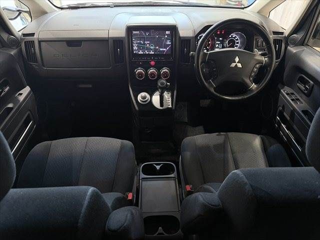 MITSUBISHI DELICA D:5 4WD 2015 Image 31