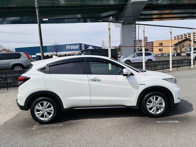HONDA VEZEL HYBRID 2015 Image 31