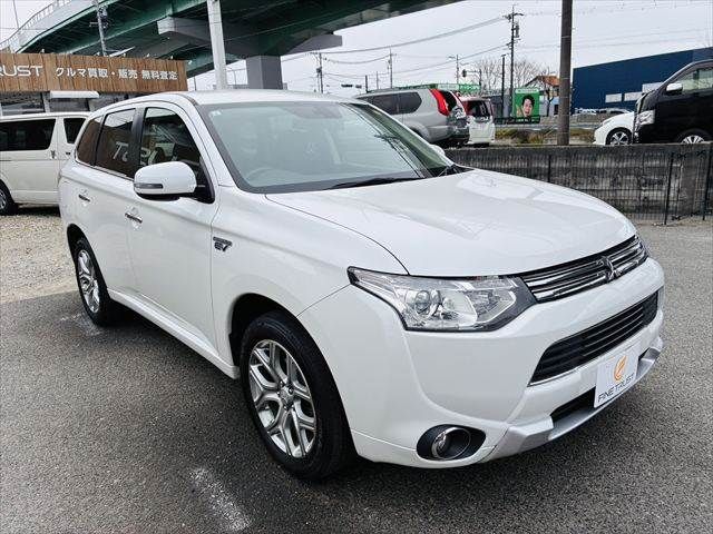 MITSUBISHI OUTLANDER PHEV 2014 Image 31