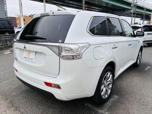 MITSUBISHI OUTLANDER PHEV 2014 Image 31