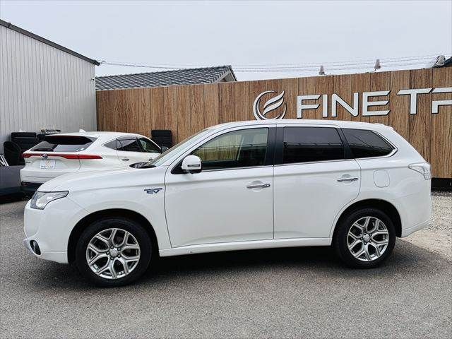 MITSUBISHI OUTLANDER PHEV 2014 Image 31